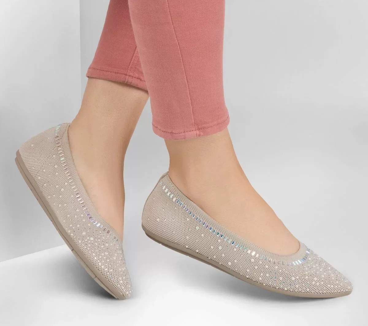 Cleo 2.0 – Mesmerizing Nights