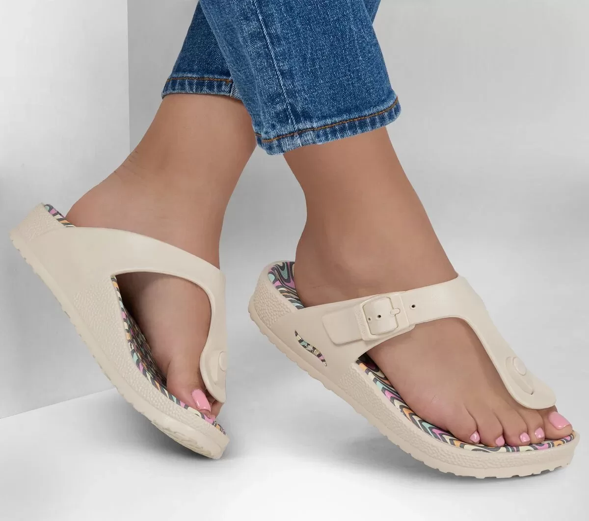 Foamies: Arch Fit Cali Breeze 2.0 – Golden