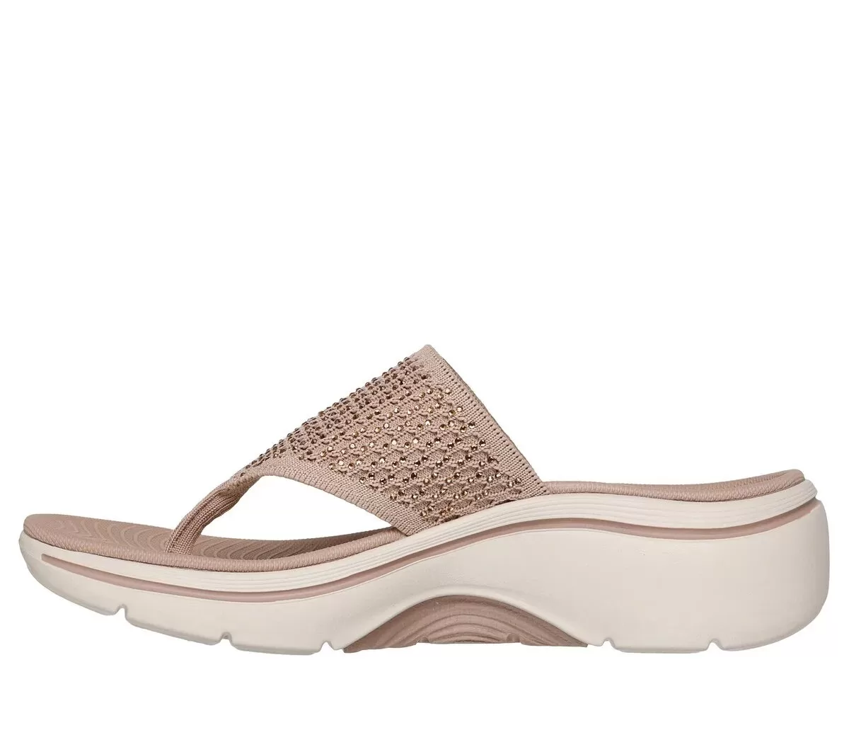 Martha Stewart: GO WALK Arch Fit 2.0 – Illuminating Martha Stewart: GO WALK Arch Fit 2.0 – Illuminating