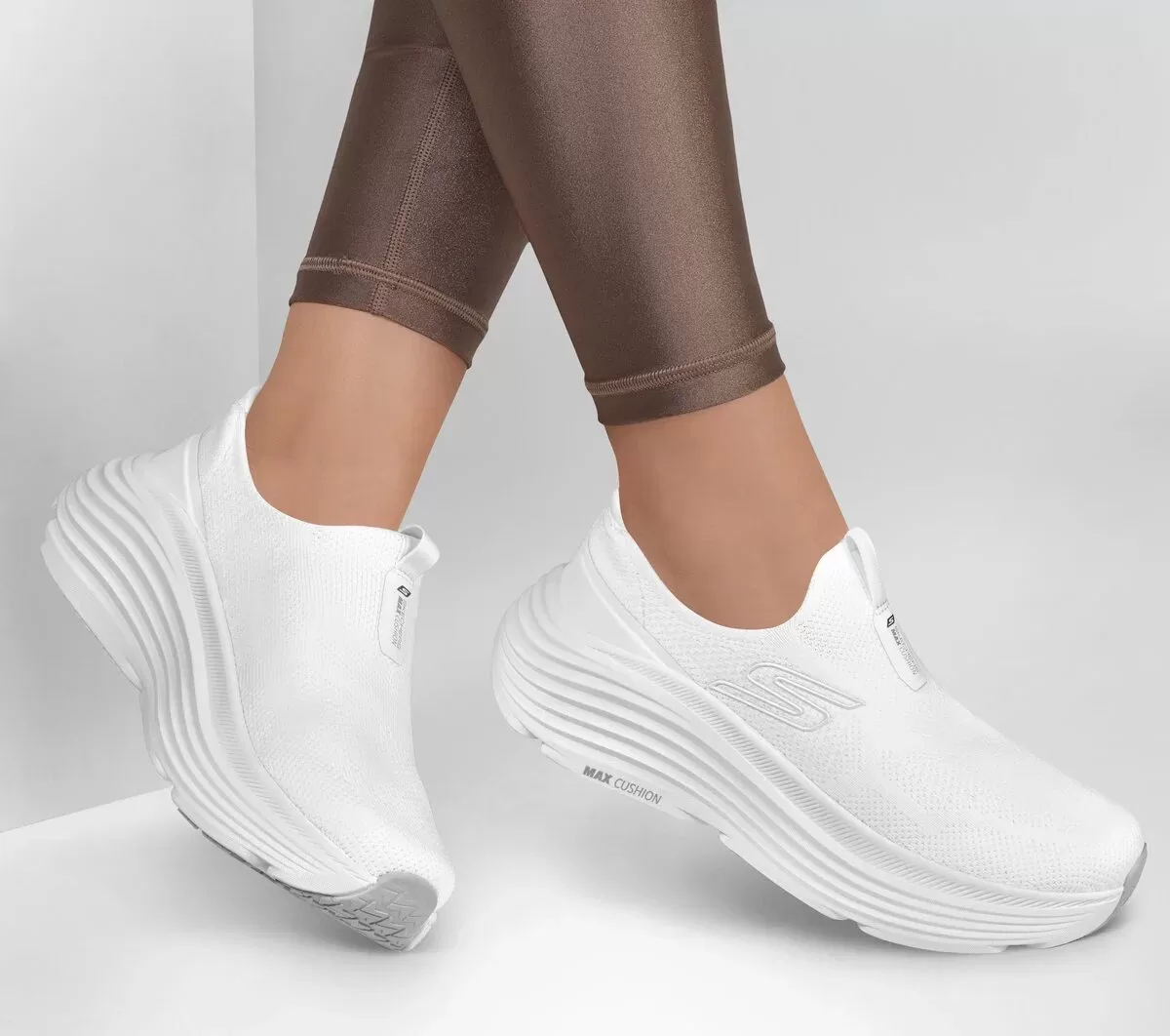 Max Cushioning Endeavour – Sarasota